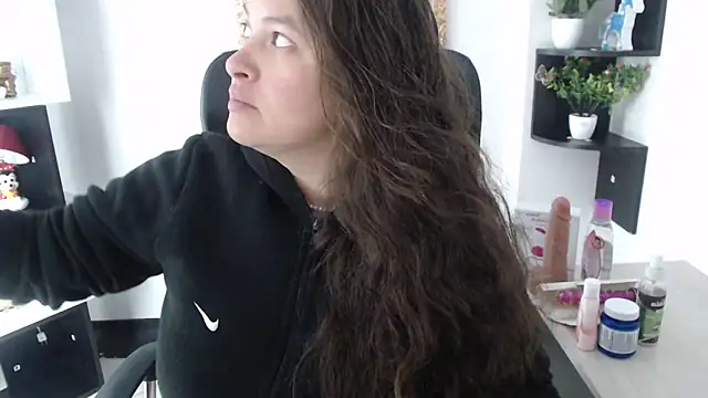 SaraThomso online show from 02-07-25, 03:01