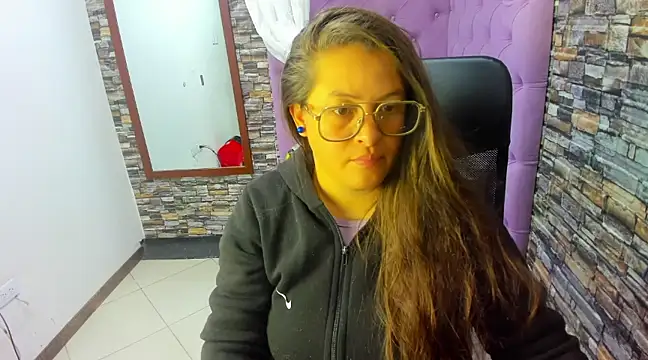 SaraThomso online show from 03-20-25, 03:02