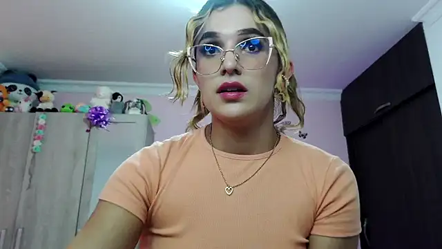 caroline jonson online show from 03-05-25, 05:39