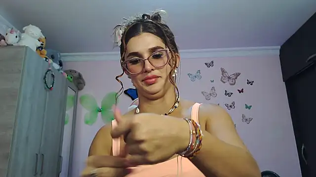 caroline jonson online show from 02-10-26, 09:52