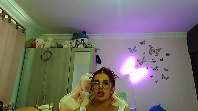 caroline jonson online show from 04-26-26, 05:10