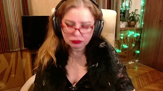 Snapshot of Miss_Tress chatting on 03-01-26, 09:39 Miss Tress online show from 03-01-26, 09:39