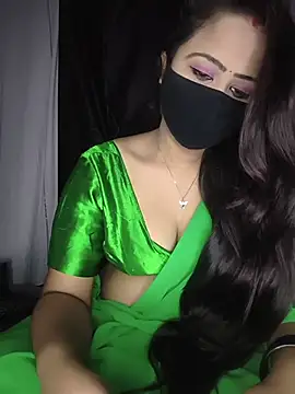 Snapshot of priya__angel chatting on 01-11-26, 04:23 priya angel online show from 01-11-26, 04:23