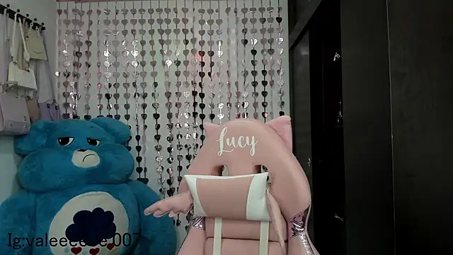 lucyy tay online show from 12-07-24, 03:25