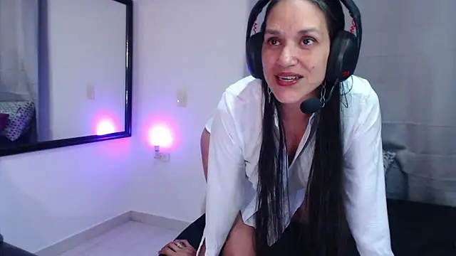 Snapshot of diosa78afrodita chatting on 03-24-26, 02:38 diosa78afrodita online show from 03-24-26, 02:38