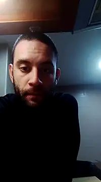 bearguy998 online show from 02-24-25, 05:42