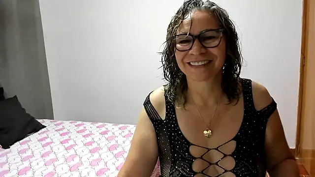Carlaa-69 online show from 06-16-26, 09:34