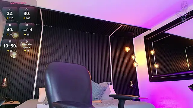  Holly Cat online show from 03-05-26, 10:39