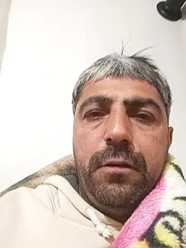 Snapshot of Muratcanik44 chatting on 02-05-26, 10:03 Muratcanik44 online show from 02-05-26, 10:03