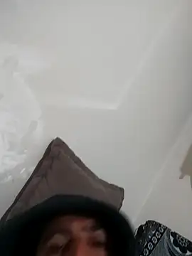 Snapshot of Muratcanik44 chatting on 02-11-26, 08:58 Muratcanik44 online show from 02-11-26, 08:58