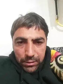 Snapshot of Muratcanik44 chatting on 03-06-26, 10:39 Muratcanik44 online show from 03-06-26, 10:39