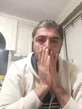 Snapshot of Muratcanik44 chatting on 03-11-26, 11:33 Muratcanik44 online show from 03-11-26, 11:33