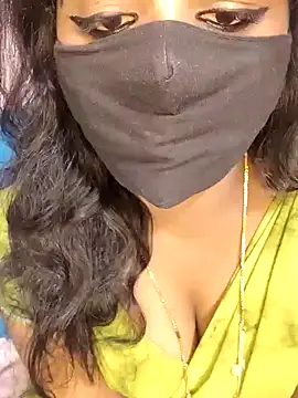 Snapshot of louise92 chatting on 12-05-24, 04:12 louise92 online show from 12-05-24, 04:12