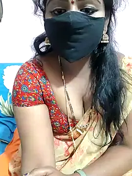 Snapshot of louise92 chatting on 12-17-24, 05:47 louise92 online show from 12-17-24, 05:47