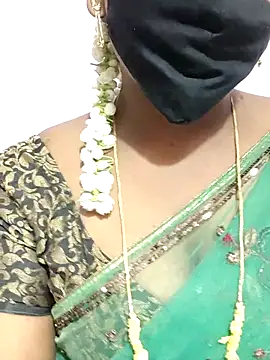 Snapshot of louise92 chatting on 02-22-25, 05:24 louise92 online show from 02-22-25, 05:24