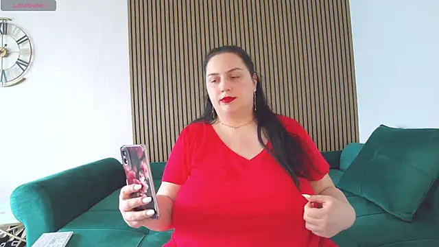 SofiaHanson online show from 07-13-26, 04:43