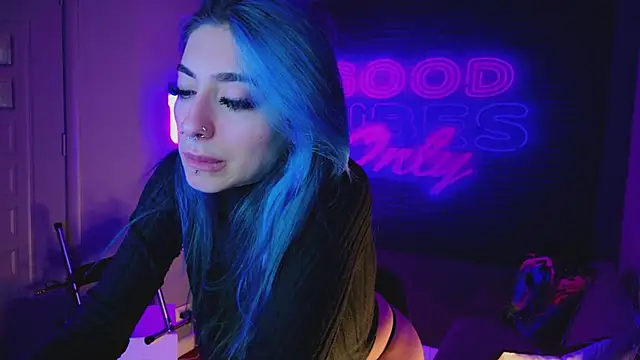 AriaVoss online show from 01-08-25, 02:35