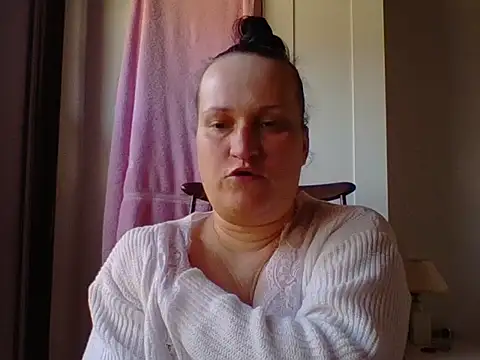  squirty cum lady  online show from 03-10-25, 10:37