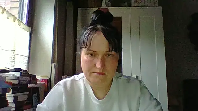  squirty cum lady  online show from 06-11-26, 06:50
