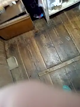 Snapshot of NochnoyGest chatting on 09-19-25, 01:23 NochnoyGest online show from 09-19-25, 01:23