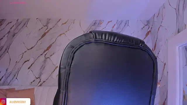 AllyJensen online show from 02-18-25, 01:00