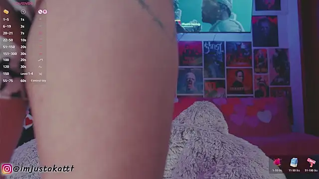 Snapshot of sensualkattt chatting on 02-14-26, 01:24 sensualkattt online show from 02-14-26, 01:24