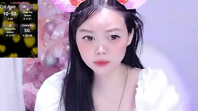 Snapshot of lilies-sweet chatting on 01-25-25, 04:13 lilies-sweet online show from 01-25-25, 04:13