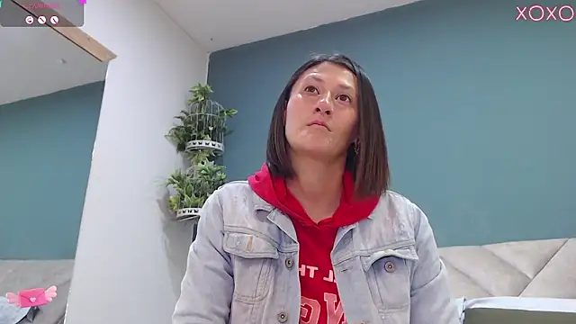 SharisWillian online show from 10-09-25, 04:10