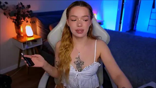 Lily Yin online show from 06-23-26, 05:49
