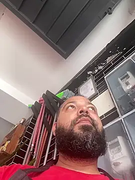 Snapshot of baruel-10 chatting on 02-14-26, 03:09 baruel-10 online show from 02-14-26, 03:09