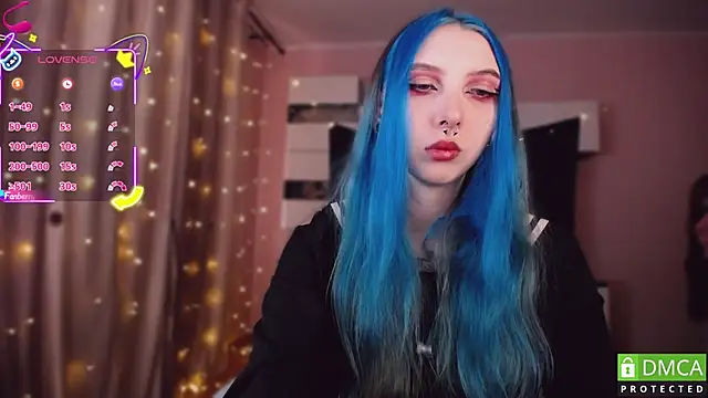 Snapshot of JustMeowGirl chatting on 11-08-25, 04:45 JustMeowGirl online show from 11-08-25, 04:45