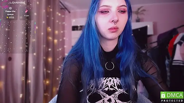 Snapshot of JustMeowGirl chatting on 01-10-26, 05:09 JustMeowGirl online show from 01-10-26, 05:09