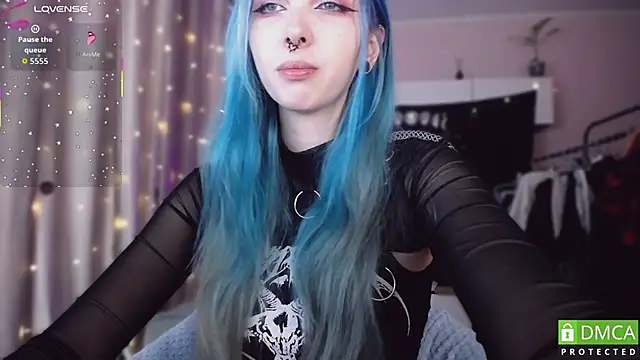 Snapshot of JustMeowGirl chatting on 02-07-26, 04:38 JustMeowGirl online show from 02-07-26, 04:38