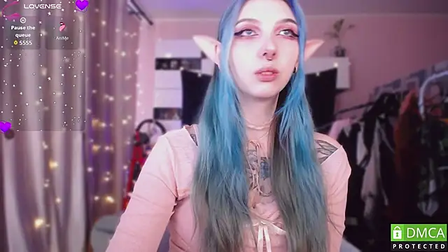 Snapshot of JustMeowGirl chatting on 02-20-26, 06:10 JustMeowGirl online show from 02-20-26, 06:10