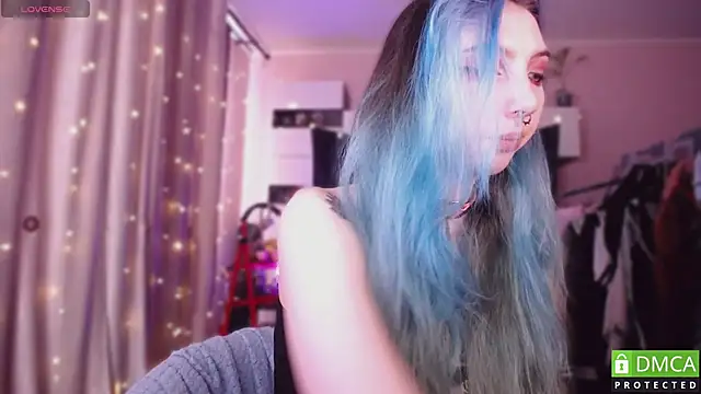 Snapshot of JustMeowGirl chatting on 02-21-26, 05:30 JustMeowGirl online show from 02-21-26, 05:30