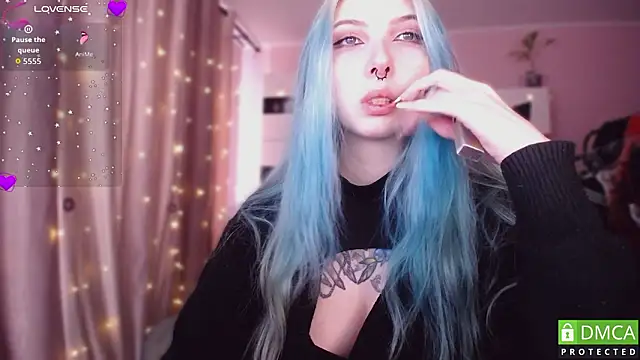 Snapshot of JustMeowGirl chatting on 03-14-26, 05:02 JustMeowGirl online show from 03-14-26, 05:02