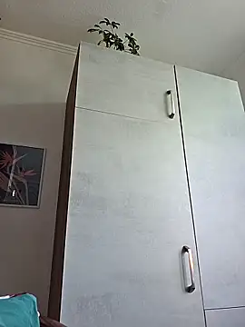 Snapshot of Schnubby1 chatting on 02-25-25, 11:30 Schnubby1 online show from 02-25-25, 11:30