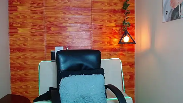 Bastiaan 28 online show from 01-22-25, 10:07