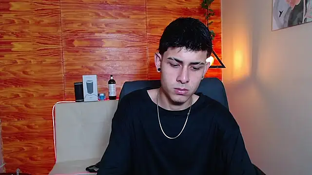 Bastiaan 28 online show from 01-26-25, 07:53