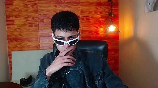 Bastiaan 28 online show from 03-02-25, 09:01