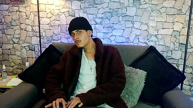 Bastiaan 28 online show from 11-14-25, 04:11