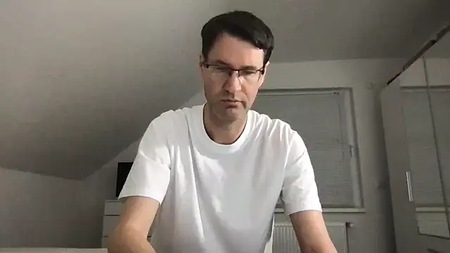 zxzx cam1 online show from 02-01-25, 04:33