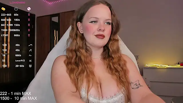 Snapshot of HANNA_MONTANAS chatting on 10-02-25, 02:46 HANNA MONTANAS online show from 10-02-25, 02:46