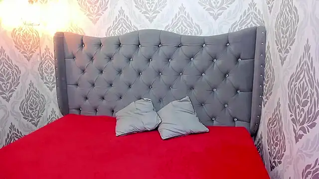 Snapshot of charlottemoonxz chatting on 01-16-26, 03:16 charlottemoonxz online show from 01-16-26, 03:16