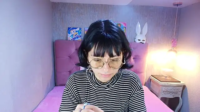 charlottemoonxz online show from 04-18-26, 06:12