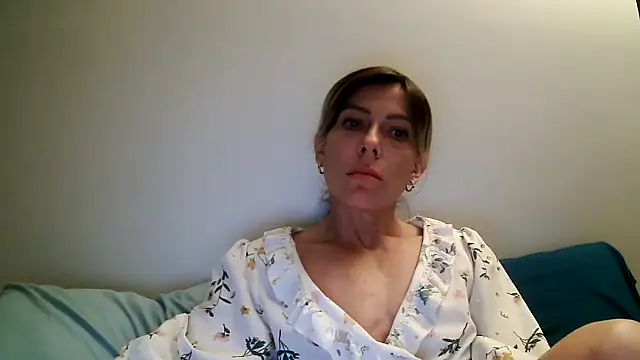 anechka1 online show from 05-01-26, 12:37