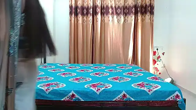 Snapshot of Baby_girl_sophia chatting on 01-30-25, 06:43 Baby girl sophia online show from 01-30-25, 06:43