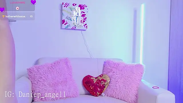 daniep angel online show from 10-13-25, 11:05