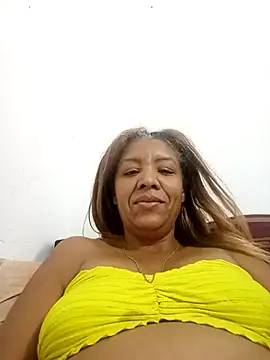 Snapshot of Surreyaa chatting on 03-20-25, 05:24 Surreyaa online show from 03-20-25, 05:24