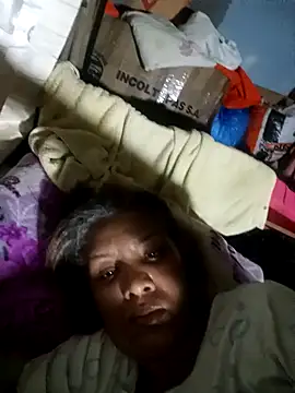 Snapshot of Surreyaa chatting on 10-03-25, 03:03 Surreyaa online show from 10-03-25, 03:03